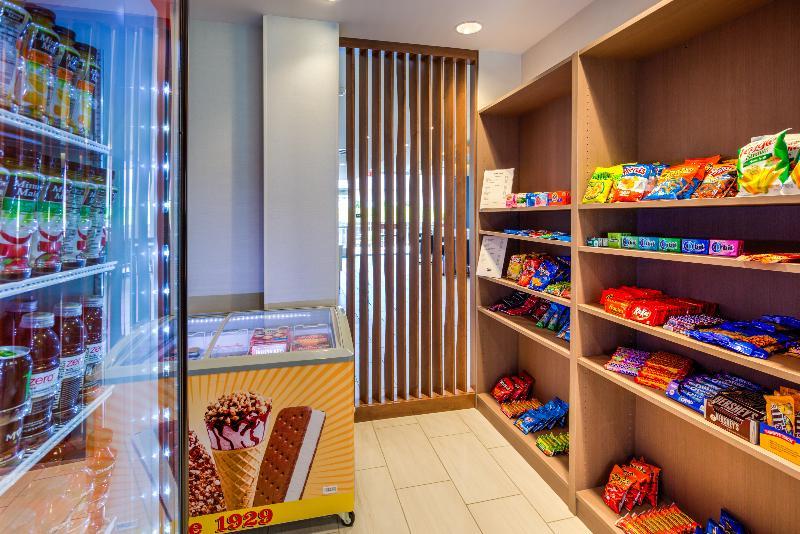 Holiday Inn Express & Suite Milroy - Reedsville Экстерьер фото